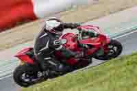 cadwell-no-limits-trackday;cadwell-park;cadwell-park-photographs;cadwell-trackday-photographs;enduro-digital-images;event-digital-images;eventdigitalimages;navarra;no-limits-trackdays;peter-wileman-photography;racing-digital-images;trackday-digital-images;trackday-photos